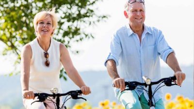 Đi xe đạp có tốt cho xương khớp không? Lợi ích và lưu ý cần biết