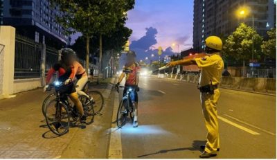 [2025] Quy định và Mức phạt khi đi xe đạp trên vỉa hè ở Việt Nam