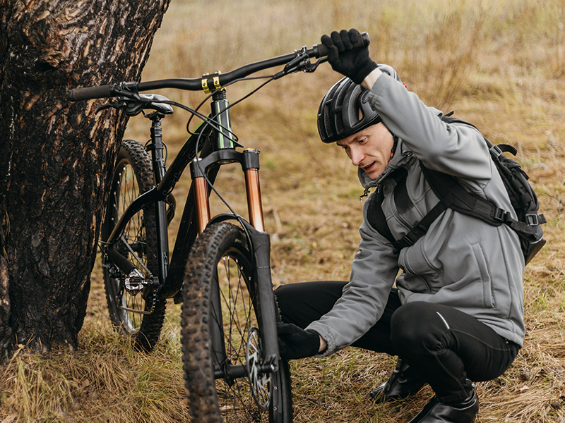 Phát hiện sớm để xử lý kịp thời tình trạng phuộc xe đạp bị cứng