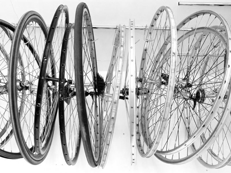  Nen-chon-xe-dap-banh-26-inch-hay-27.5-inch?