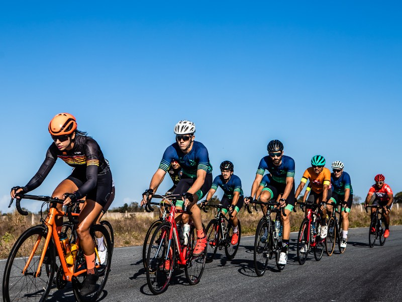 xe-dap-duong-truong-danh-cho-hoc-sinh-dam-me-toc-do