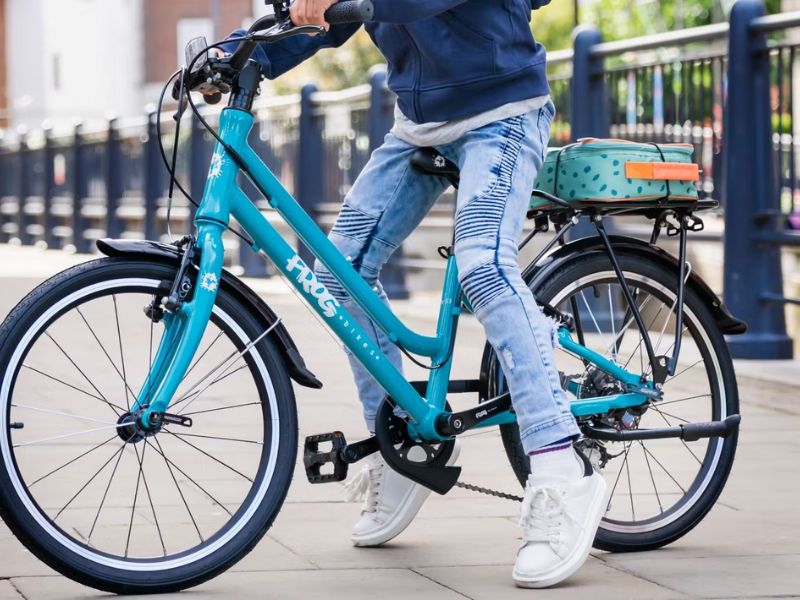 xe-dap-duong-pho-phu-hop-cho-hoc-sinh-nam-cap-2