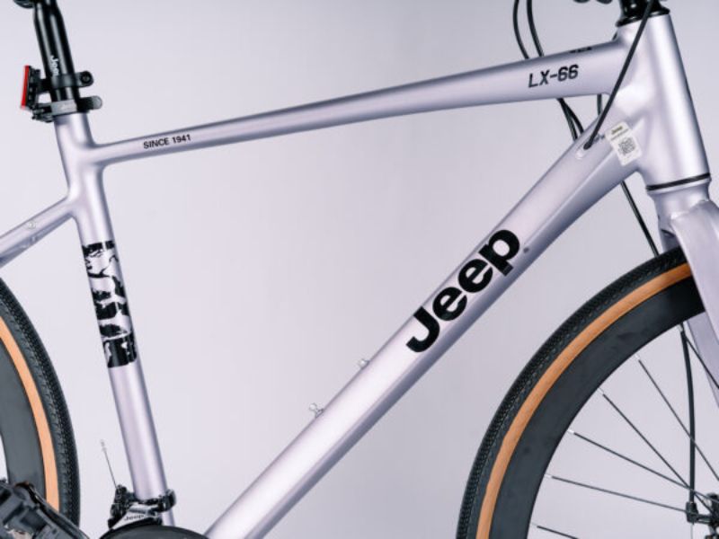 Khung-xe-quyet-dinh-do-ben-va-su-thoai-mai-khi-di-chuyen