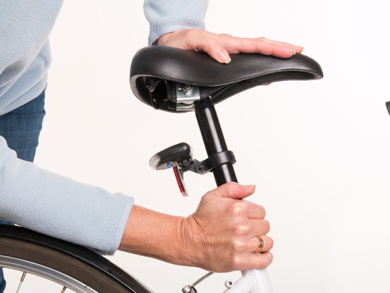 Dieu-chinh-do-cao-yen-xe-phu-hop